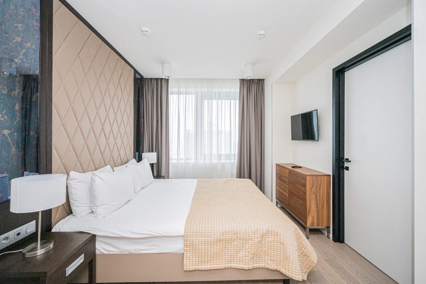 1-bedroom apartment Business — 2