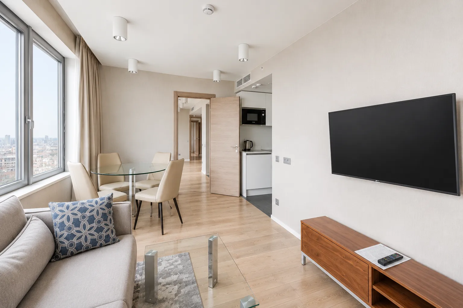 Family Apartment with 3 bedrooms — 6