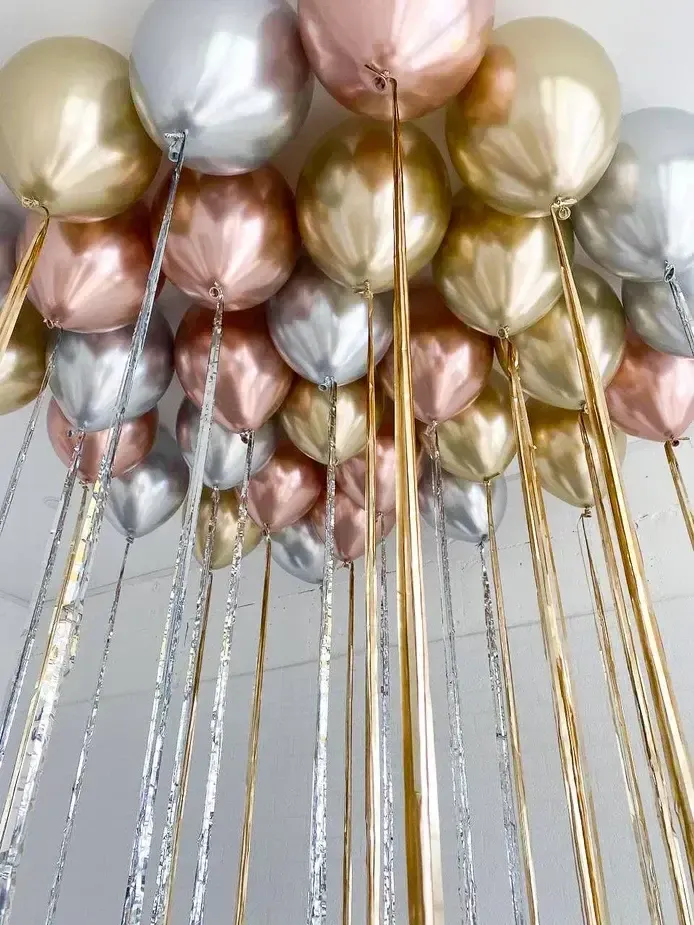 Decorating apartments with balloons